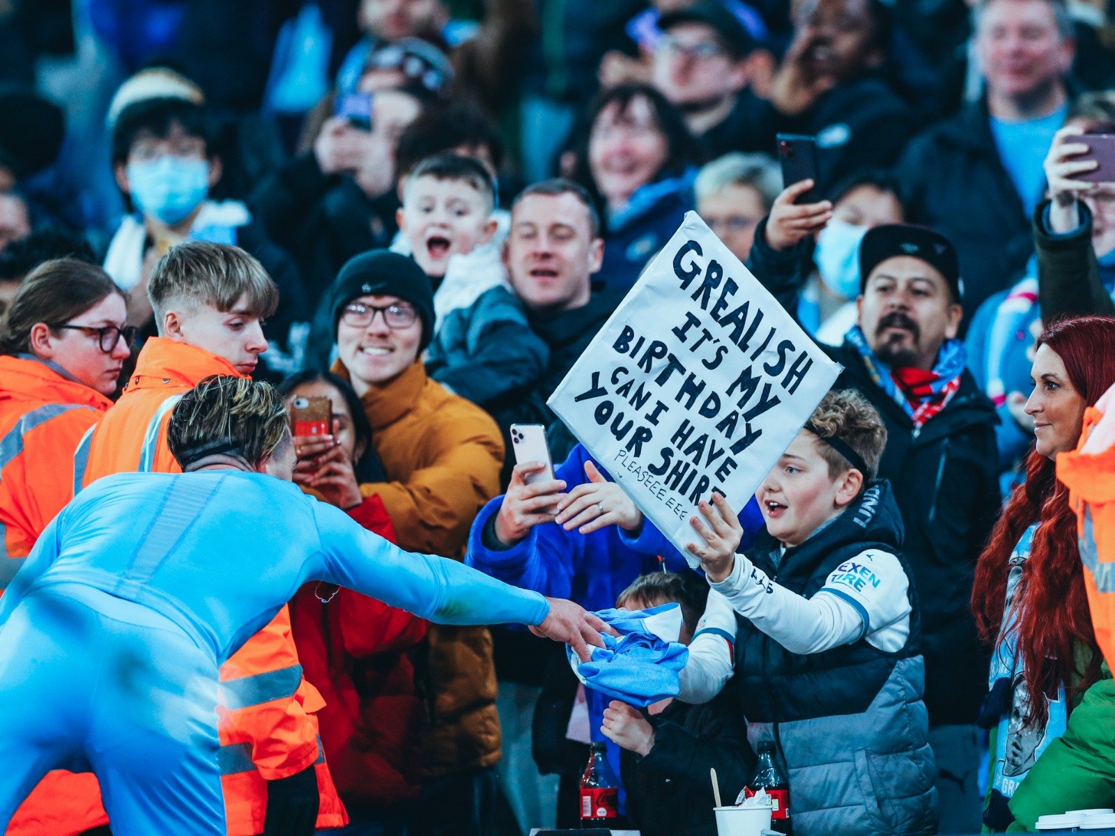 呈现奢华的 呈现奢华的