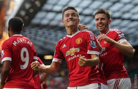 球迷争议 球迷争议